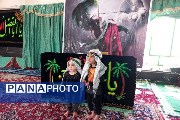 اجتماع بزرگ شیرخوارگان حسینی در روستای گزکوه