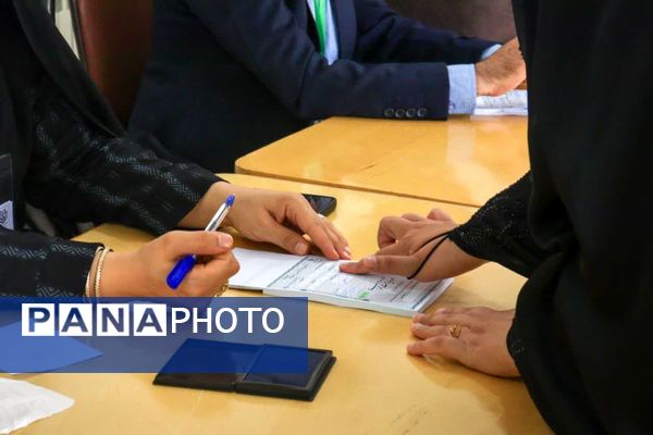 سنگ تمام اردکانی‌ها در انتخابات