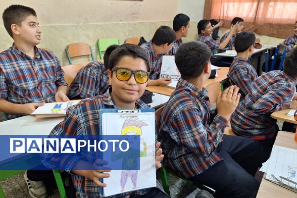 آموزش مهارت جراتمندی توسط دانش‌آموز خبرنگار پانا همگام با معلم