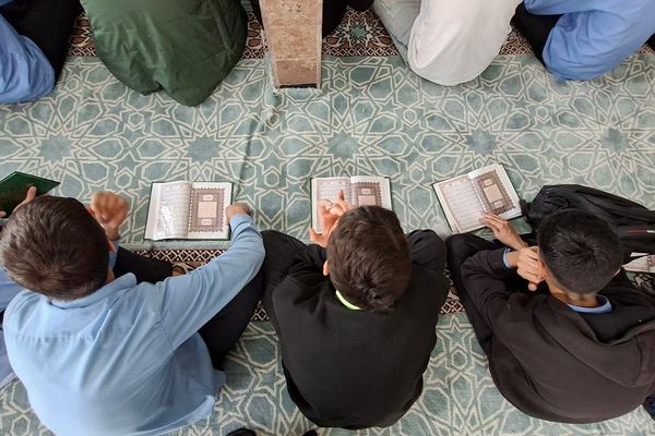 محفل نورانی قرآن کریم در مدارس کوثر ۲ و جدلی ناحیه دو شهرری 