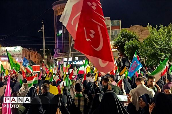  اجتماع اقتدارآمیز مردم ملارد در شب ۱۰۱ با شعار «الوعده وفا»