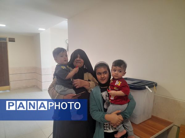 حماسه حضور در اصفهان