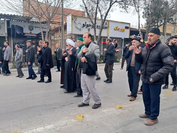 مراسم دسته روی و سینه زنی مردم آشخانه به مناسبت شهادت امام علی (ع)