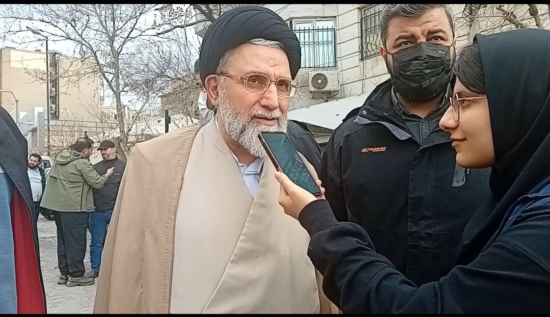  نوجوانان و جوانان محور اصلی شور و حماسه در تجمعات مردمی هستند