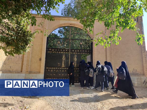 حضور دانش‌آموزان ناحیه یک شهرکرد و لاران در اردوی «طرح تمشک» 
