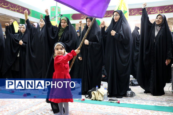 اجتماع عظیم دختران دانشجوی کشور در حرم حضرت معصومه(س)