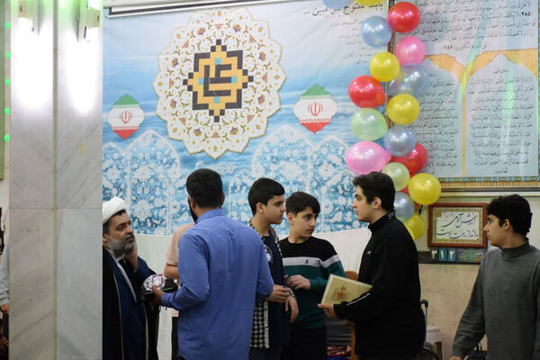 نخستین روز اعتکاف دانش‌آموزی در مساجد قم