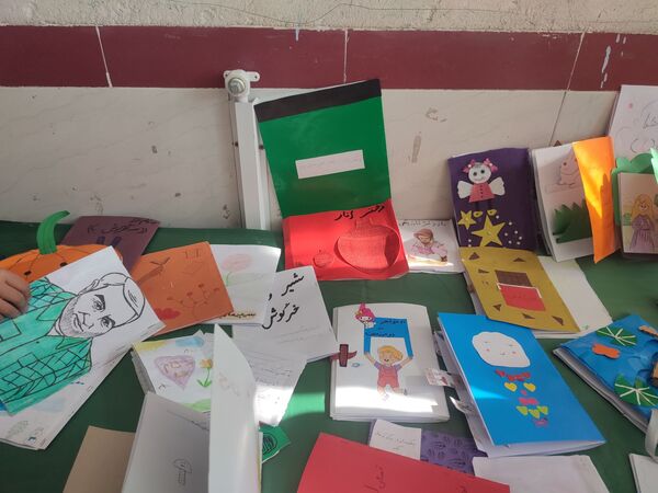زنگ کتاب و کتابخوانی در مدرسه شهید نجفی فدافن به صدا درآمد