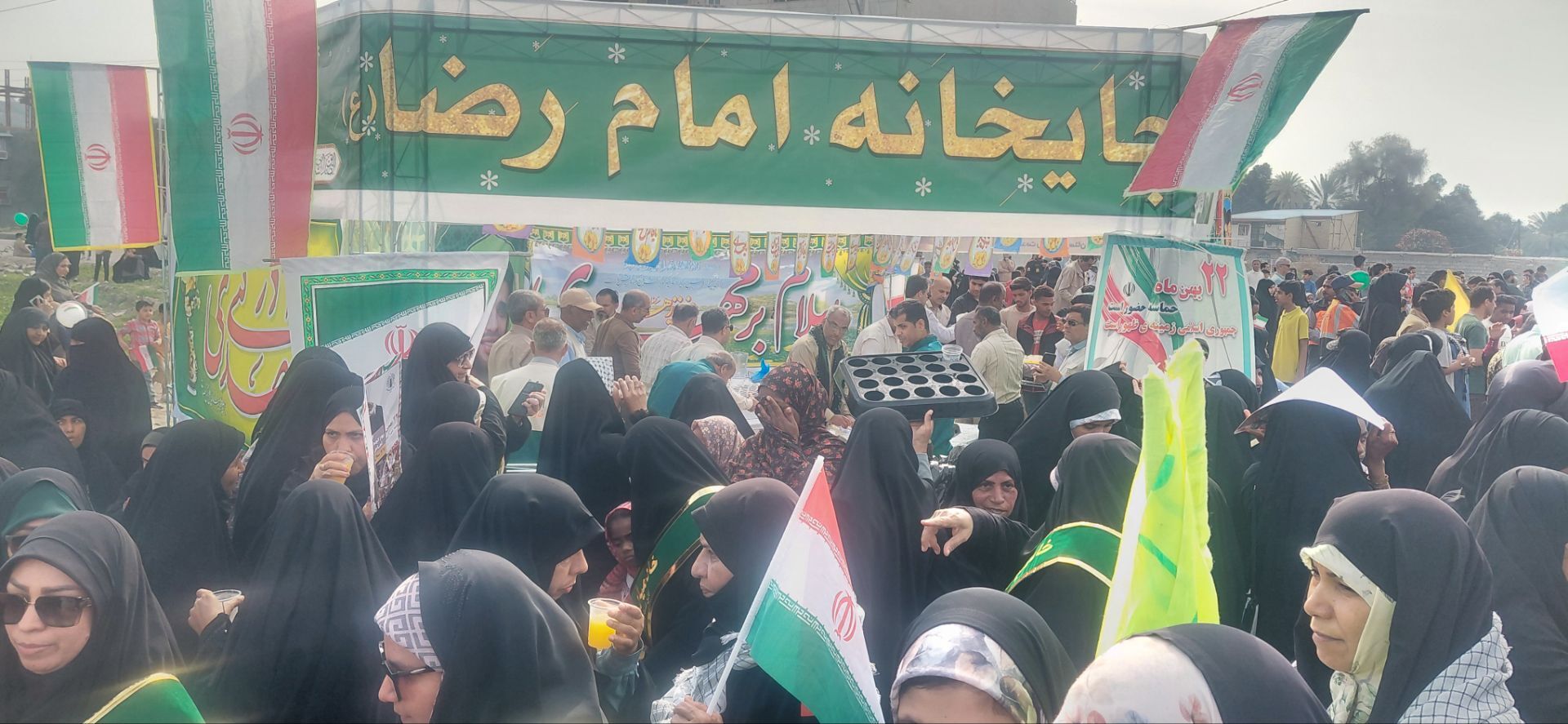 حضور پرشور مردم میناب در راهپیمایی ۲۲ بهمن