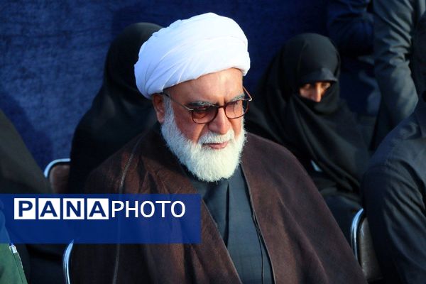 نخستین سالگرد خادم‌الرضا (علیه‌السلام) شهید آیت‌الله سید ابراهیم رئیسی در عرصه میدان شهدا مشهد 