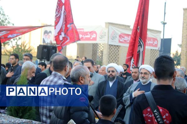 استقبال باشکوه مجاوران امام مهربانی‌ها از میهمانان بیست و دومین اجلاسیه بین‌المللی پیرغلامان حسینی در مشهد