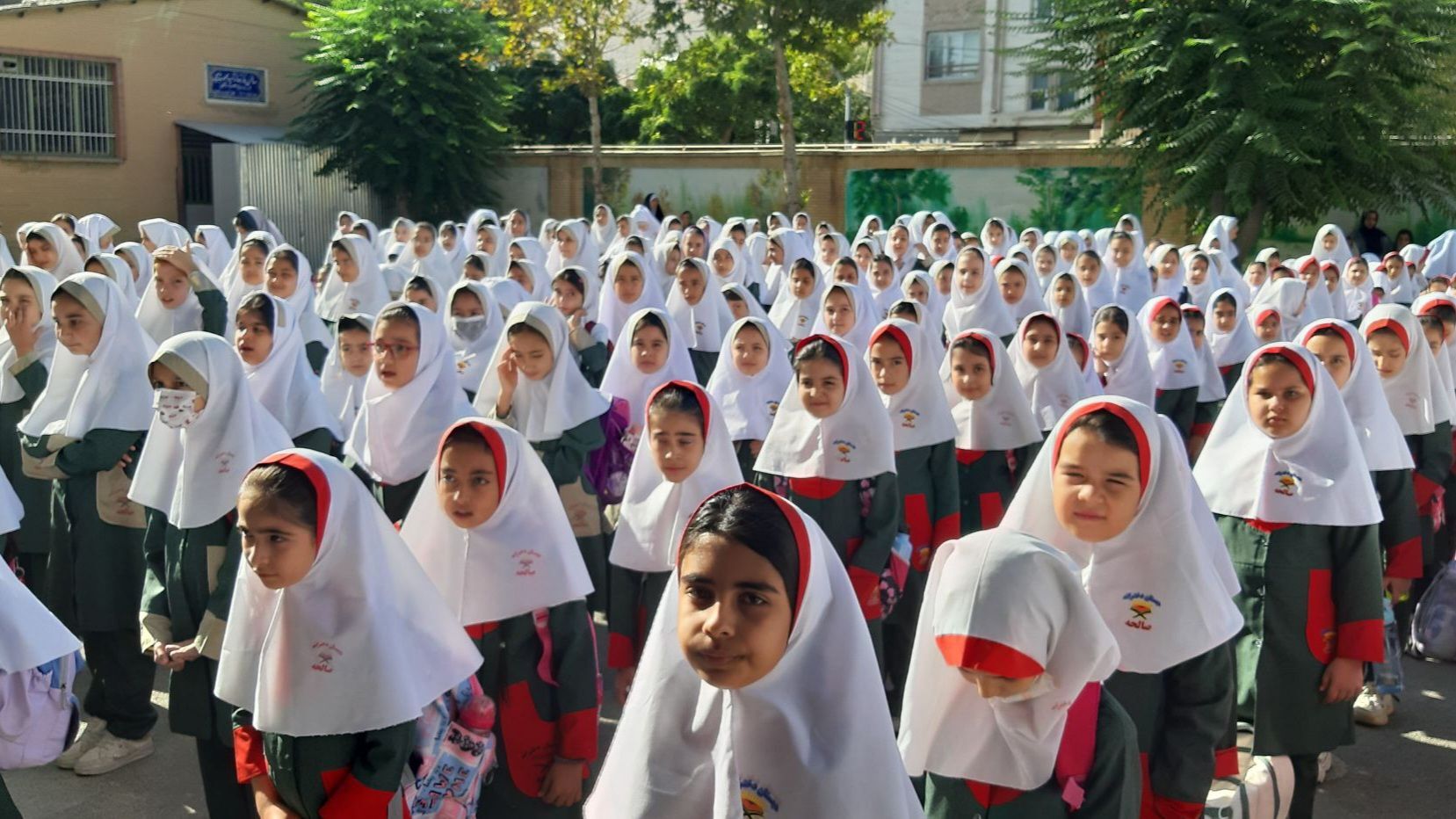 جشن باشکوه آغاز سال تحصیلی در مدرسه صالحه 