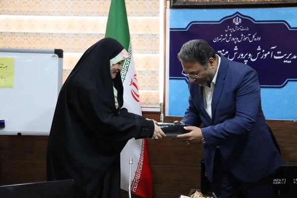 منطقه ۱۴ پیشگام قدردانی از حافظان سلامت روان دانش‌آموزان 