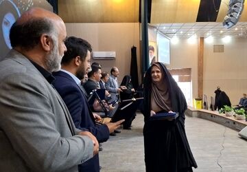 چهلمین یادواره بزرگداشت مقام معلم در ناحیه سه شیراز