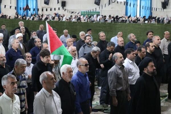 آیین عبادی وسیاسی نماز جمعه مردم محمدشهر کرج