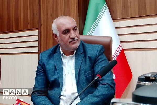 مراسم تجلیل از معاونین پرورشی مقطع متوسطه ناحیه دو شهرری 