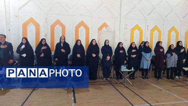 آیین افتتاحیه استانی مسابقات ورزشی درون مدرسه‌ای 