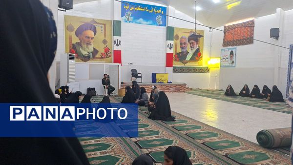 برگزاری مسابقه چالشی دومینو دانش‌آموزان دختر شهرستان لنده