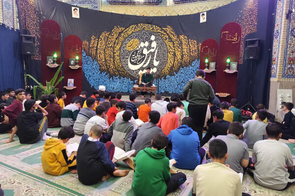 مراسم معنوی اعتکاف دانش‌آموزی
