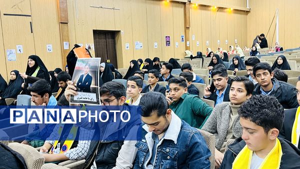 سیزدهمین دوره انتخابات شورای دانش آموزی استان کرمان با حضور قائم مقام سازمان دانش آموزی جمهوری اسلامی ایران