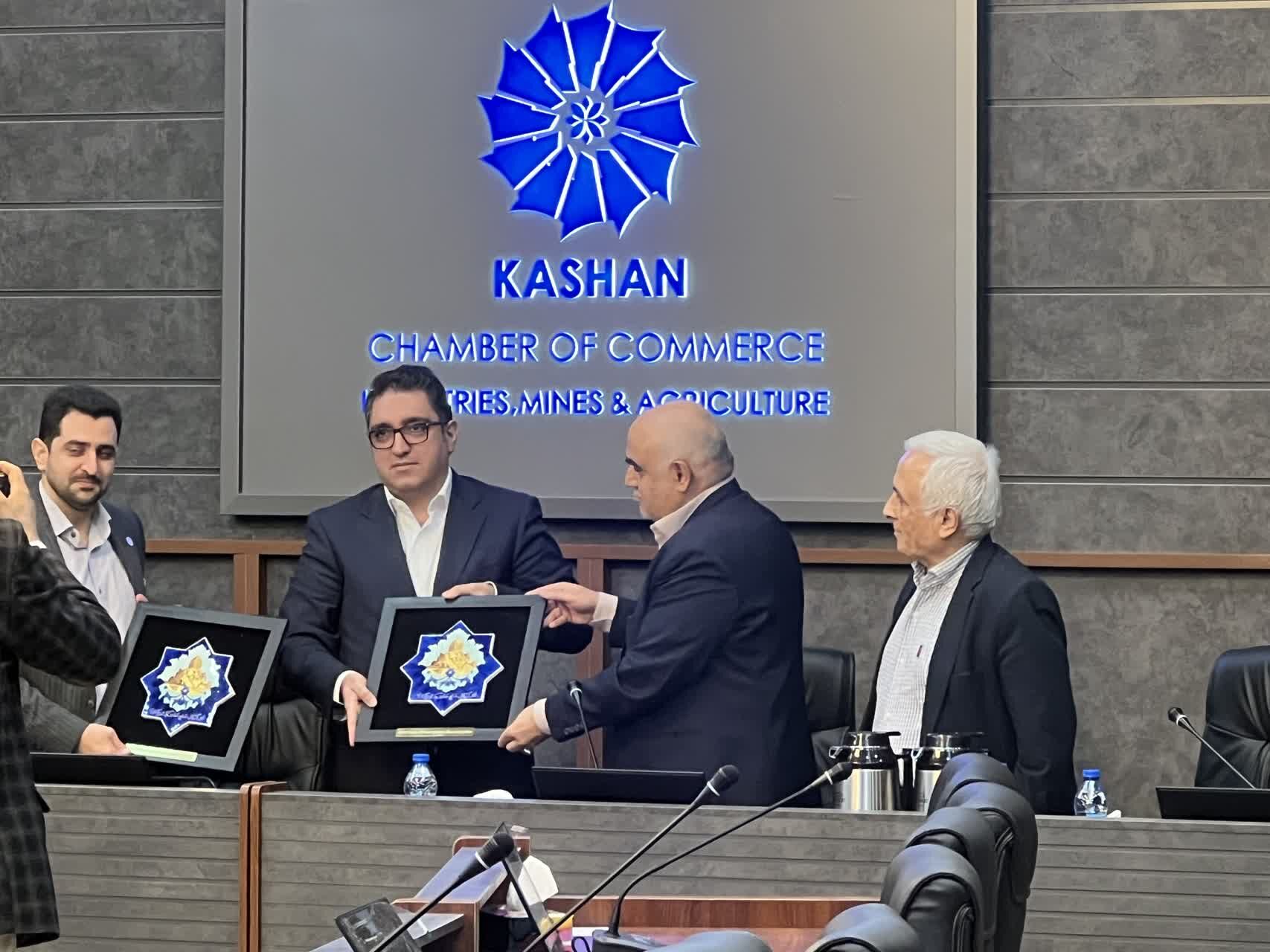 کاشان؛ رکورددار جهانی تولید فرش ماشینی