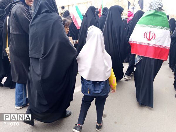 به یاد شهدای میناب؛ با کوله در مراسم روز قدس حاضر می‌شوم 