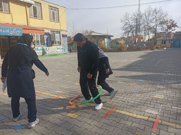 مسابقات ورزشی پدر دختری به مناسبت روز پدر
