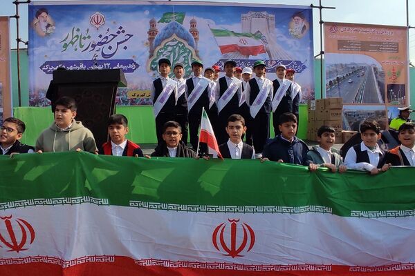 راهپیمایی ۲۲بهمن در کهریزک و باقرشهر