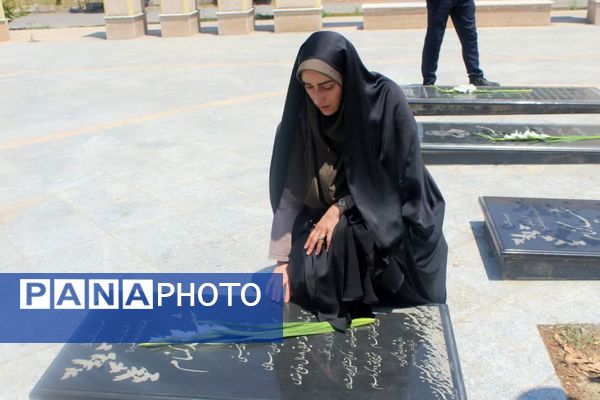 تجدید میثاق مدیر آموزش و پرورش گلوگاه با شهدا و دیدار با امام جمعه شهرستان 