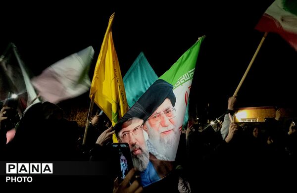 اجتماع دختران جان فدای ایران در جلگه رخ
