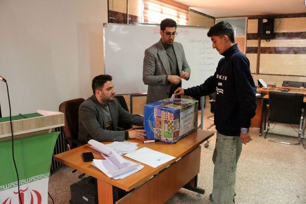  انتخابات انجمن ورزشی دانش‌آموزی در فیروزکوه