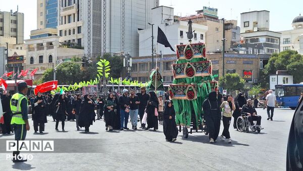 خیابان امام رضا(ع)؛ میزبان دسته‌های عزاداری اربعین حسینی
