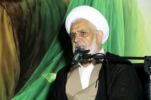 واقعه غدیر بزرگ‌ترین سند حقانیت امامت و ولایت است