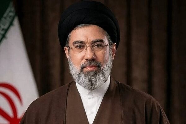 اعلام بیعت استادان بسیجی دانشگاه تهران با مقام معظم رهبری