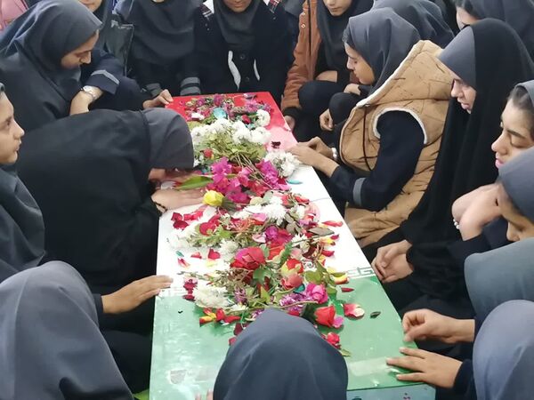 شهید گمنام، میهمان ویژه مدارس شهرستان خاتم شد