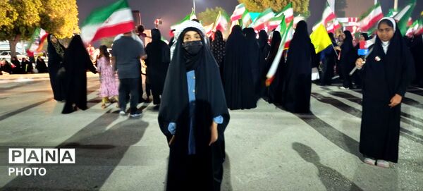 برگزاری تجمع شبانه شهروندان در بندرعباس