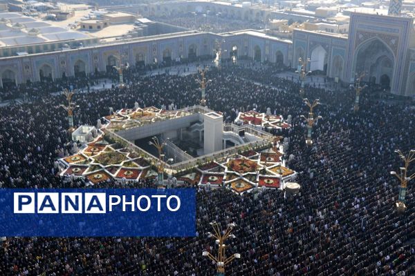 حرم مطهر رضوی، غرق در نوای مهمانان خدا