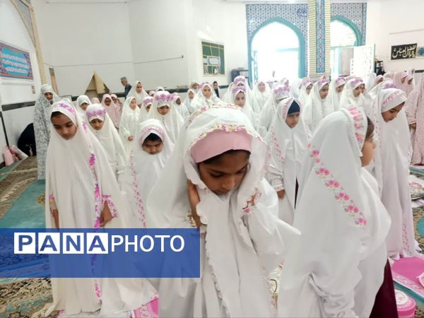 جشن تکلیف دانش‌آموزان دختر شهرستان فهرج 