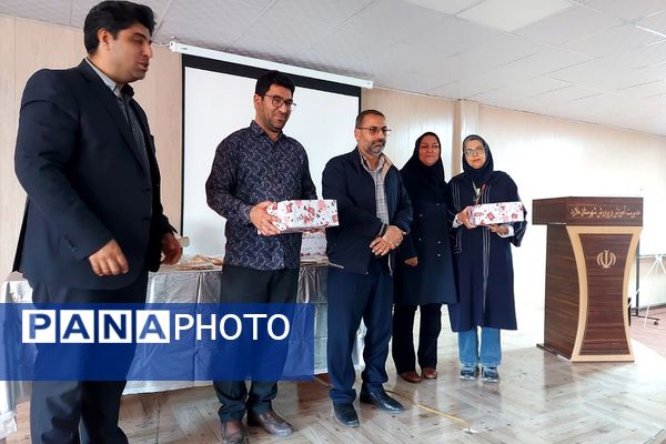  نشست هم‌اندیشی مراقبین سلامت با محوریت ارتقای سبک زندگی سالم در ملارد