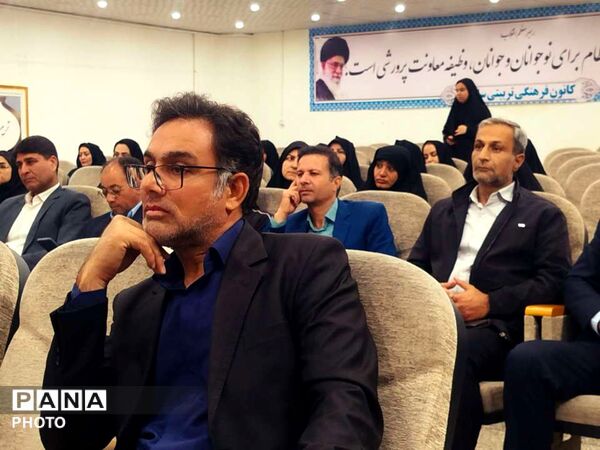 اجلاسیه مدیران مدارس شهرستان خلیل آباد