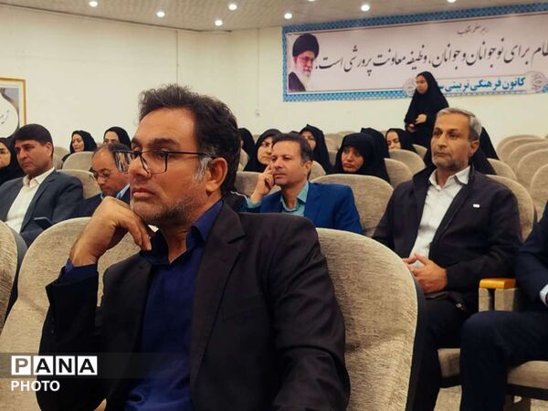 اجلاسیه مدیران مدارس شهرستان خلیل آباد