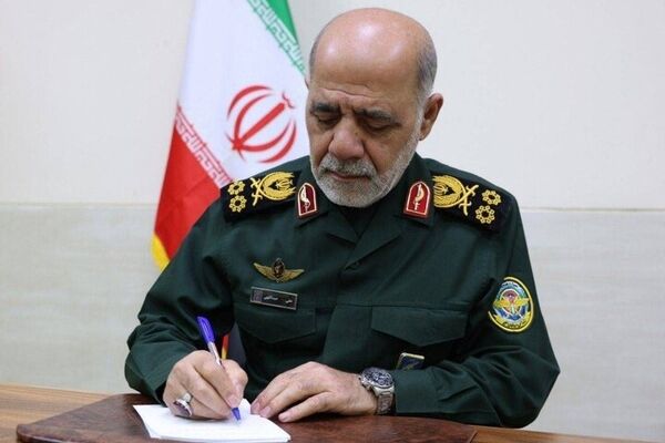 نام قهرمانان مجاهد کادر درمان در تاریخ به عنوان حیات‌بخشان ثبت شده است