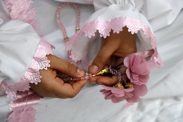 جشن فرشته‌ها، جشن بندگی 