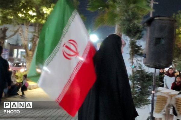 قرار شبانه مردم نسیم شهری در بهارستان دو