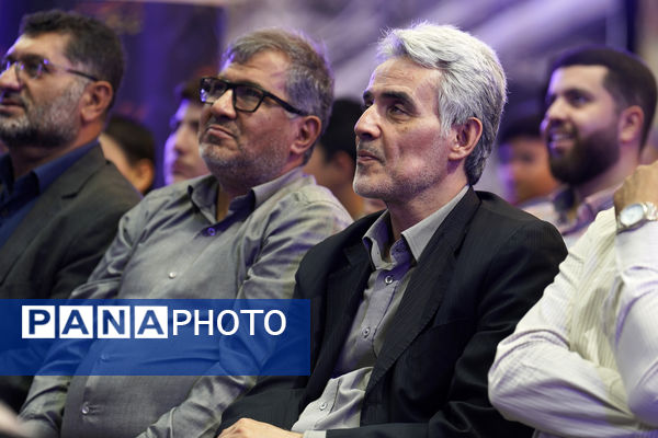 گردهمایی بزرگ ارکان هیات‌های دانش‌آموزی مدارس شهر تهران در حسینیه عشاق 