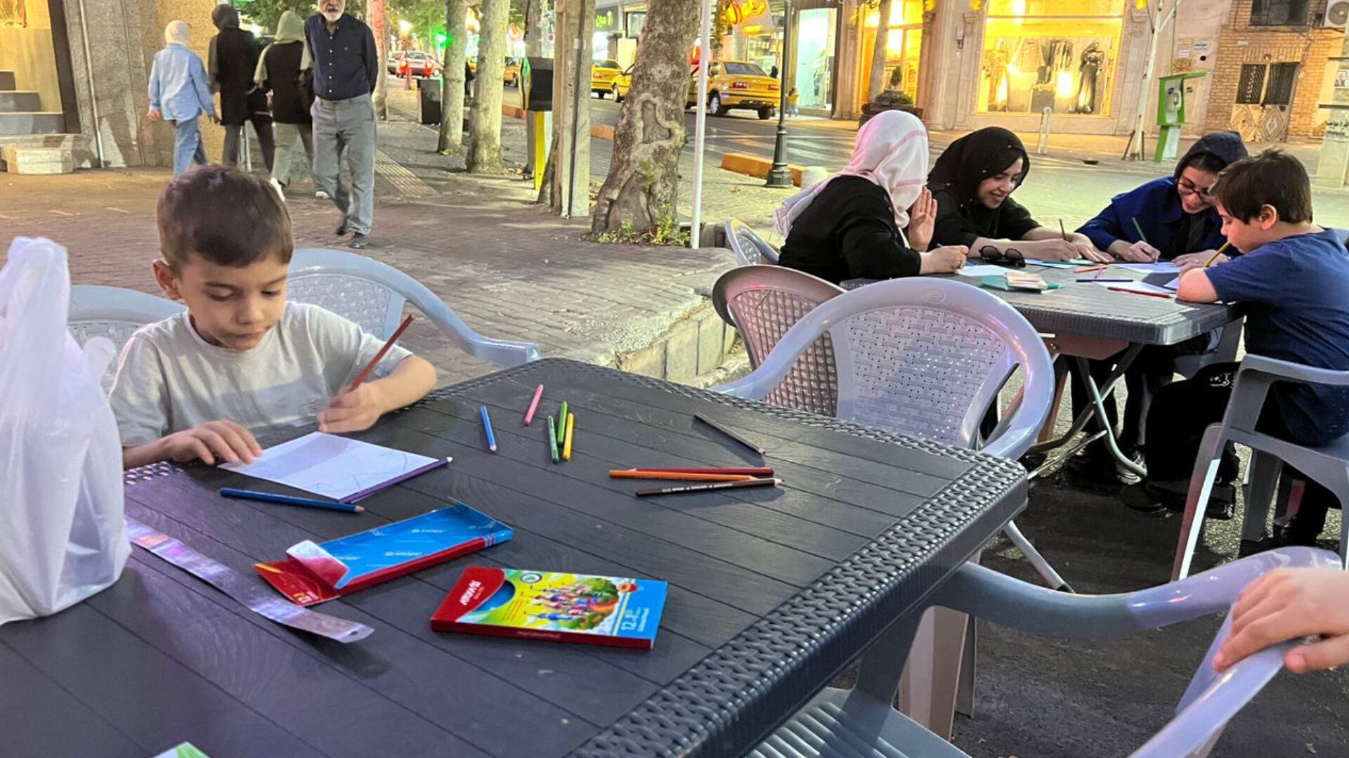 برپایی غرفه زنگ مدرسه در شهرستان محلات