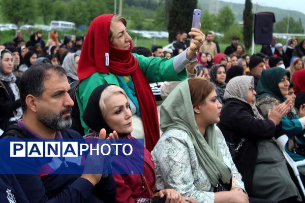 همایش پیاده‌روی خانوادگی در گلوگاه 