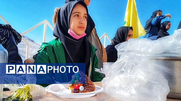 بازارچه کسب و کار دانش‌آموزی مدرسه الزهرا شهرستان مارگون