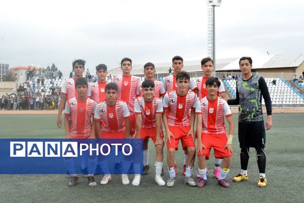 برگزاری مسابقات فینال و رده‌بندی فوتبال دانش‌آموزی در بهارستان‌ 2