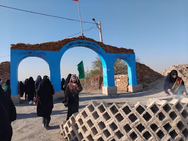 گامی مؤثر در تداوم آرمان‌های انقلاب اسلامی دبیرستان متوسطه اول سرهنگ غفوری